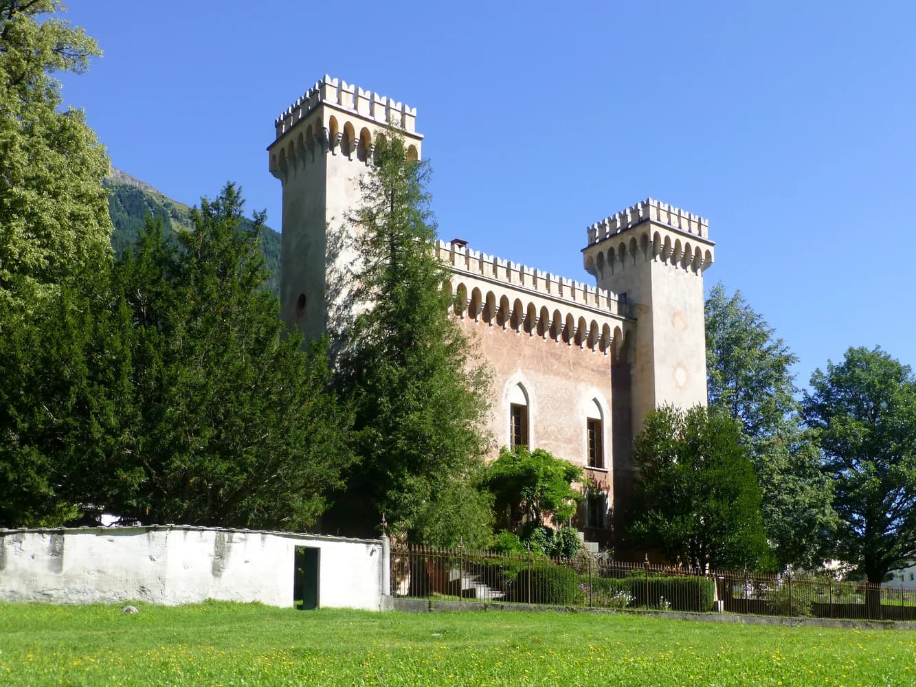 Palazzo Castelmur