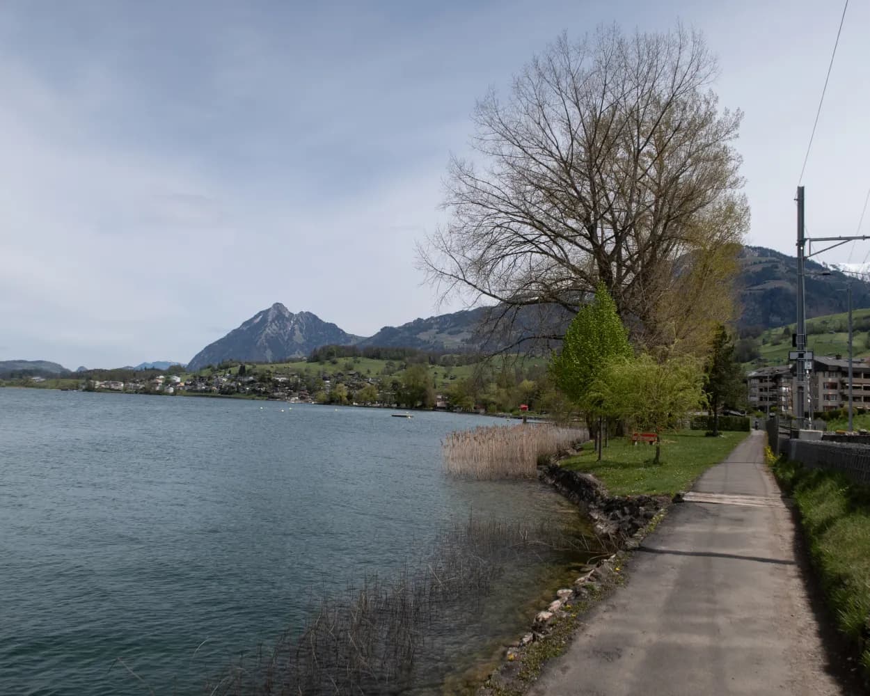 Sarnersee-Uferweg
