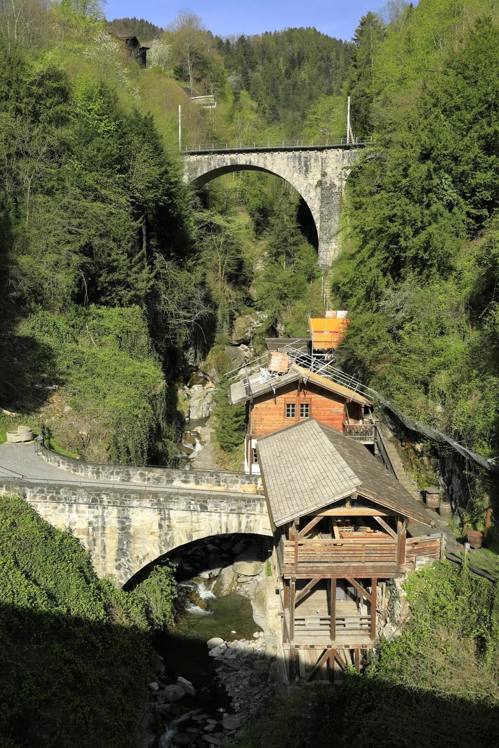 Les Vieux Moulins de la Tine